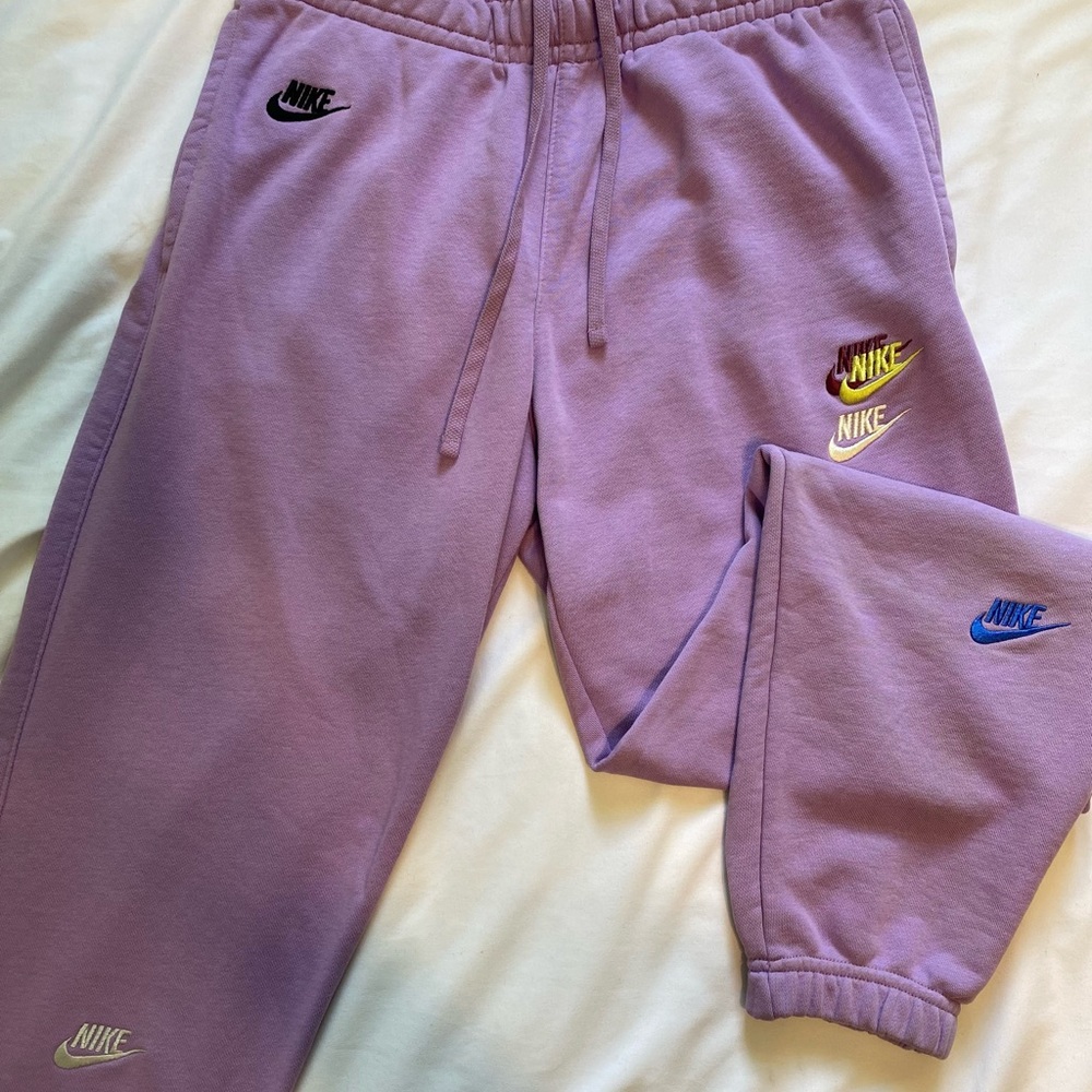 Nike joggers